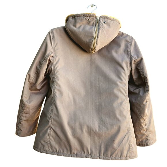 Vintage Triton Hall Hong Kong Men’s Ski Jacket Faux Fur Lined Beige Hood - Picture 4 of 16